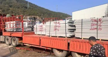 温州 芝麻灰花岗岩光面毛板出货日常