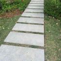 温州 芝麻黑小区踏步、汀步石铺装效果