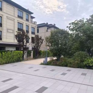 温州 芝麻白与芝麻白搭配铺装，尺寸1200*600