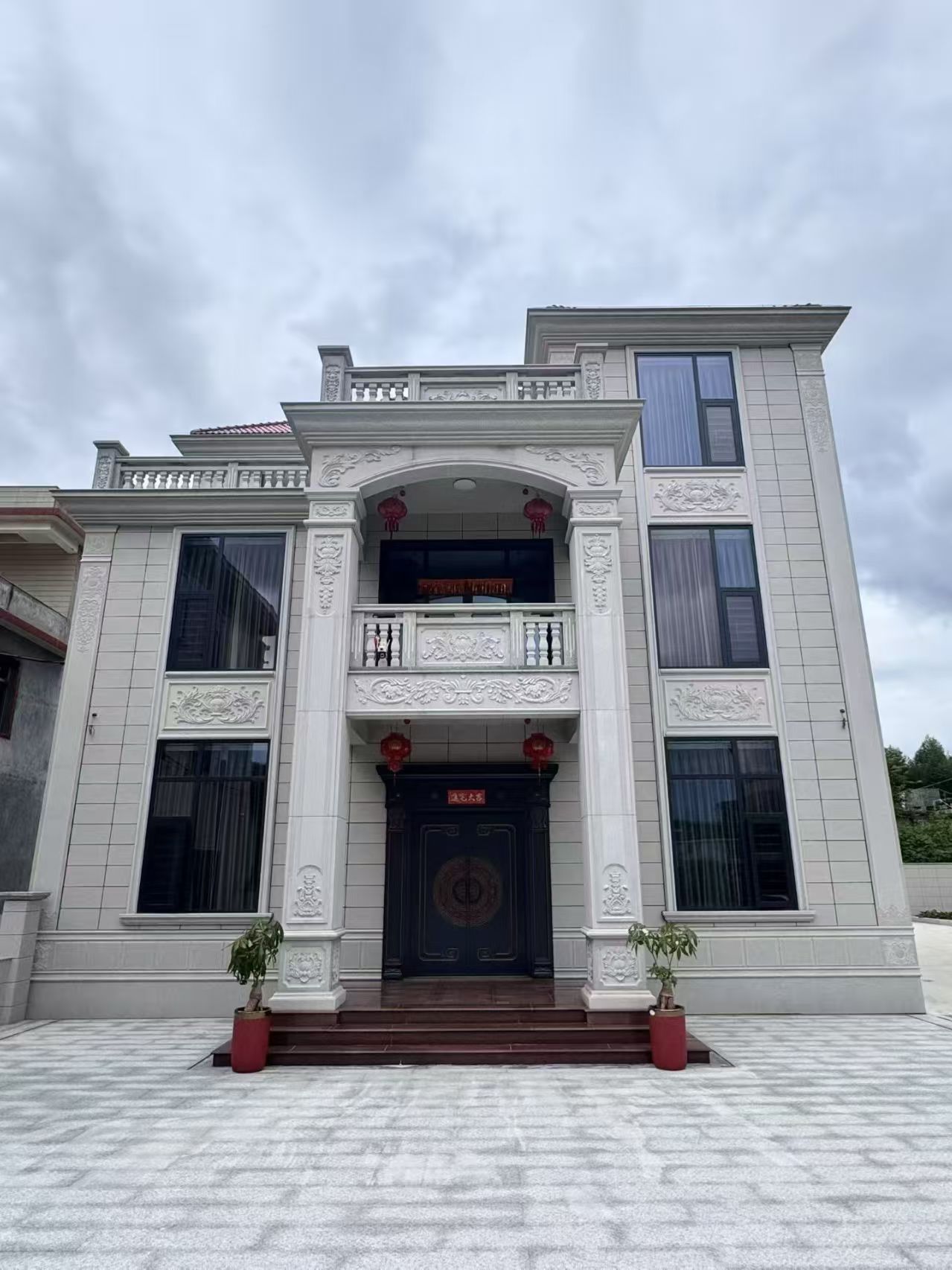 温州 芝麻白石材别墅干挂案例展示