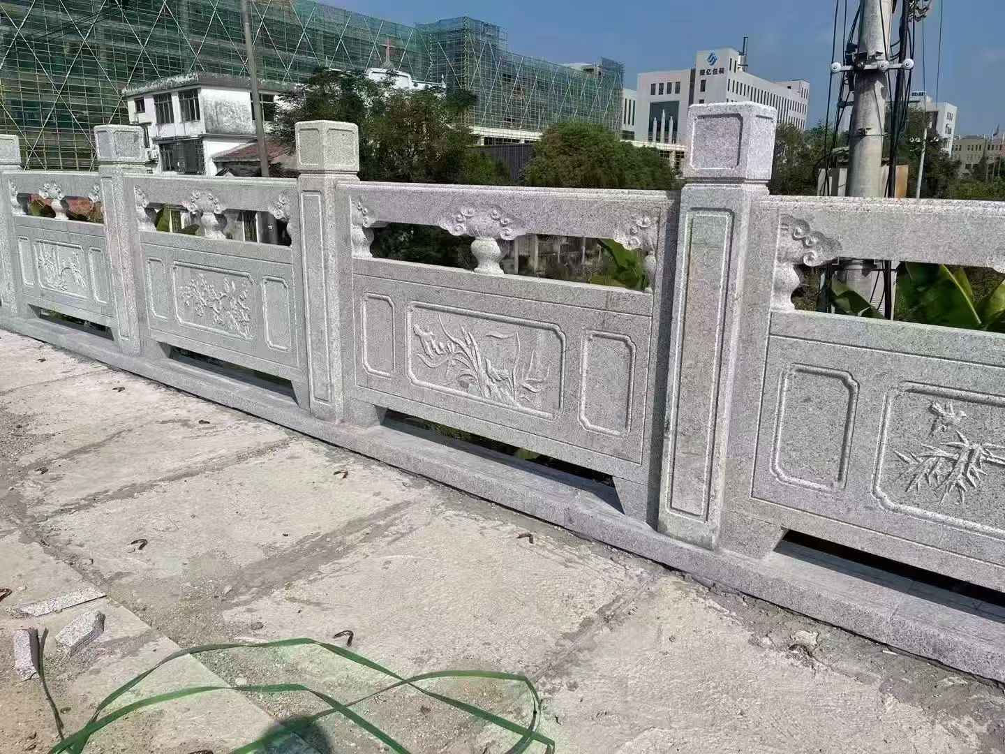 温州 芝麻白栏杆