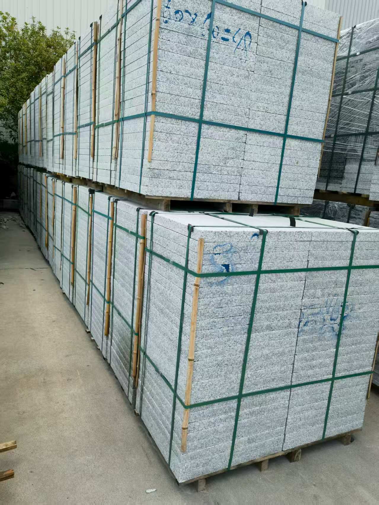 温州 大花芙蓉白火烧成品，市政园林广场地铺石